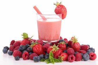 Recipe: A Very Berry Strawberry Smoothie
