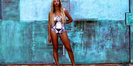 PICTURES: Fabulous Beyoncé Flaunts Her Bikini Bod