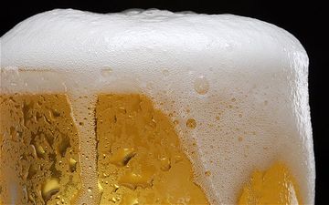 WATCH: The Mystery of The Exploding Pint Boggles The People of Louth