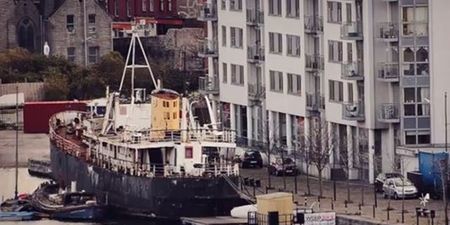 Timelapse Videos Show Artists Recreating Dublin Skyline