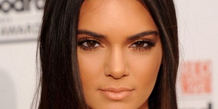 VIDEO: Kendall Jenner Fluffs Lines Onstage At Billboard Music Awards