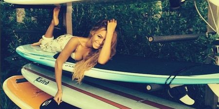 Surfboard! Beyoncé Shares Holiday Snaps During Break In Tour