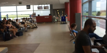 VIDEO: Man Stuns Travellers At Prague Airport With Amazing Piano Skills