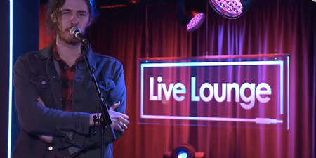 Incredible: Hozier Covers Arctic Monkeys’ ‘Do I Wanna Know’ For BBC Live Lounge
