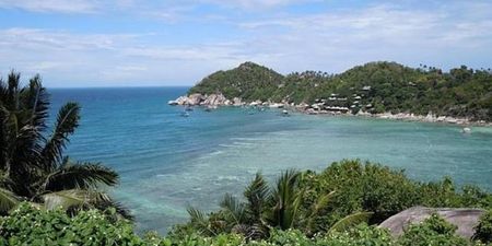 UPDATED: Two Tourists Found Dead On Thailand Beach