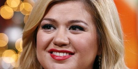 AW! Kelly Clarkson Shares Adorable Snap of Daughter’s First Ever Visit to Santa