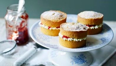 Sunday Sweet Treat: Mini Victoria Sponge Cakes