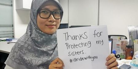 Australians Rally Around Each Other As Sydney Siege Continues #illridewithyou