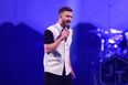 VIDEO: Justin Timberlake Gets Emotional on Stage After Getting “Greatest Gift Ever” from Young Fan