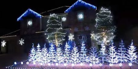This Christmas Lights Show Will Blow Your Mind
