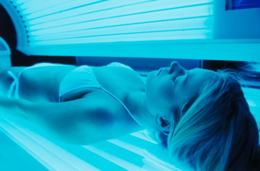 The HSE is recruiting teenage girls to help catch out rogue sunbed operators