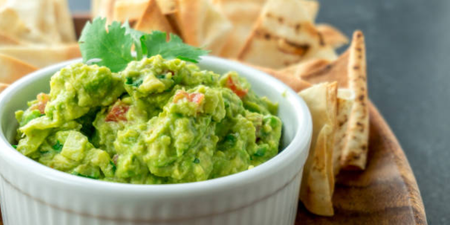 This quick and easy BACON guacamole is all we want to eat this week