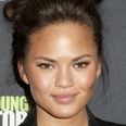 #LoveYourLines – The Incredible Response To Chrissy Teigen’s EPIC Selfie