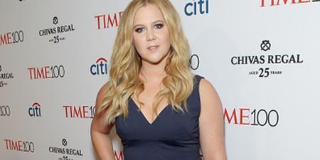 Amy Schumer Pranks Kim And Kanye On The Red Carpet And It’s Pretty Amazing