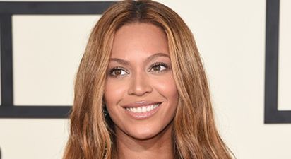 Beyoncé Chose A Very Daring Look For Last Night’s Boxing Fight