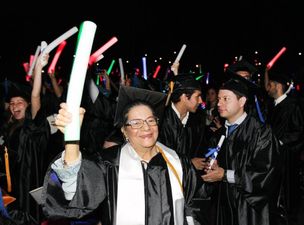 A 79-Year Old Graduated College Last Week And Left Some Words Of Wisdom To Students