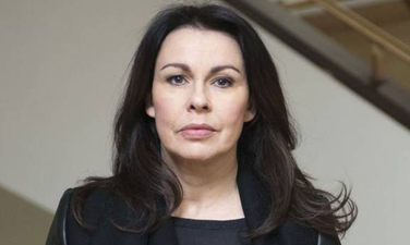 TV Actress Julie Graham ‘Devastated’ After Husband Found Hanged From A Tree In London Park