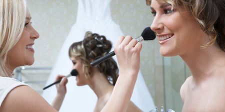 Getting Married? You Need To Try This Anti-Contouring Beauty Trick