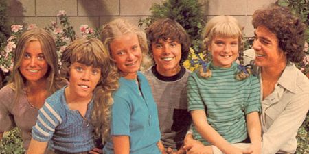 The Brady Bunch Cast Reveal Behind-The-Scenes ‘Love Triangle’