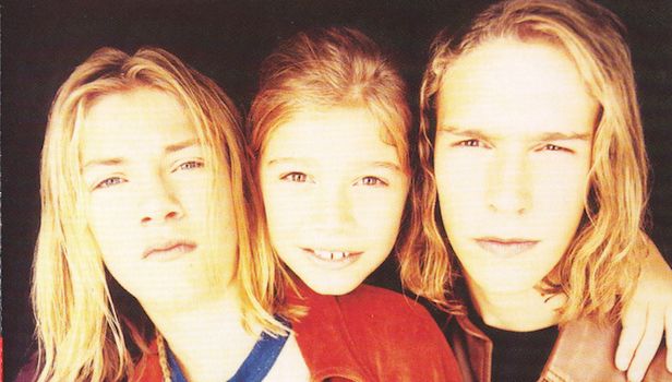 Hanson says they haven't heard good covers of 'MMMBop' because they're  usually sung wrong - Los Angeles Times