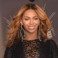 Beyoncé fans are freaking out over her latest hairdo on stage