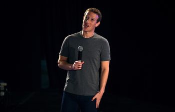 Mark Zuckerberg Just Became Our New Favourite Feminist With This Perfect Facebook Comment
