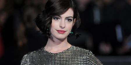 Anne Hathaway Has Brilliant Response For Paparazzi Trying To Photograph Her Baby Bump
