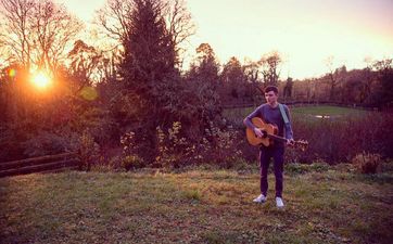 VIDEO: 16-Year-Old Clare Singer Performs An Effortless Cover Of Justin Bieber’s ‘Love Yourself’
