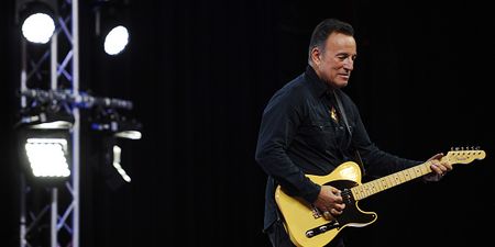 Dad Writes His Daughter Late Note After Taking Her To A Bruce Springsteen Gig