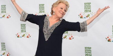 Bette Midler Just Took Another Pop At The Kardashians On Twitter