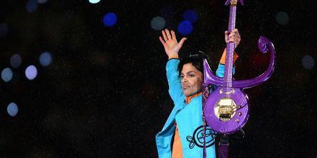 Famous figures around the world react to the news that Prince has died