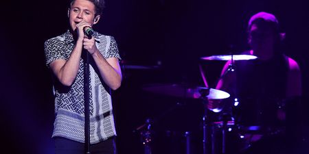 Niall Horan looks set to sign a solo record deal