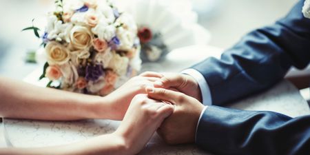 5 ways couples are saving money on their wedding day