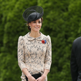 People think Kate Middleton is levitating in a photo