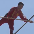 Watch this Chinese tightrope walker set a new Guinness World Record