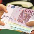300,000 public servants look set to get €1,000 pay rise