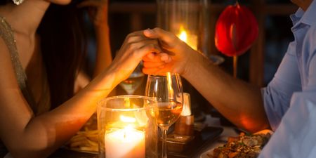 Poll taken by over 3000 reveals who should pay on the first date