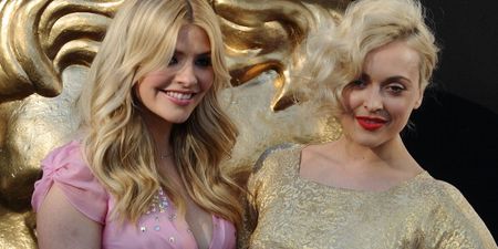 Fans noticed something very specific in a throwback photo of Holly Willoughby and Fearne Cotton