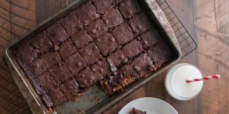 These 5-minute raw espresso brownies are delicious AND good for you