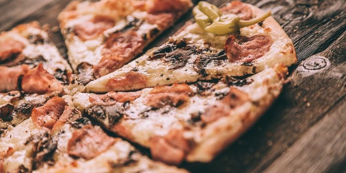 People are buzzing over Goodfella's new vegan pizzas