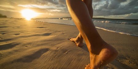 The sunshine is out and our feet STINK! Here’s how to keep it fresh