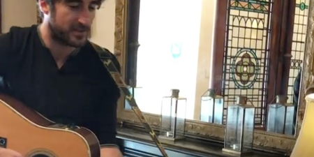 Danny from The Coronas just made this little girl’s day