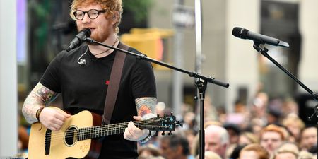 Ed Sheeran to play a gig in a random fan’s sitting room for charity