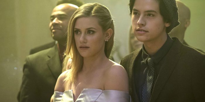Riverdale -- "Chapter Eleven: To Riverdale and Back Again" -- Image Number: RVD111b_0159.jpg -- Pictured (L-R): Lili Reinhart as Betty Cooper and Cole Sprouse as Jughead Jones -- Photo: Katie Yu/The CW -- ÃÂ© 2017 The CW Network. All Rights Reserved