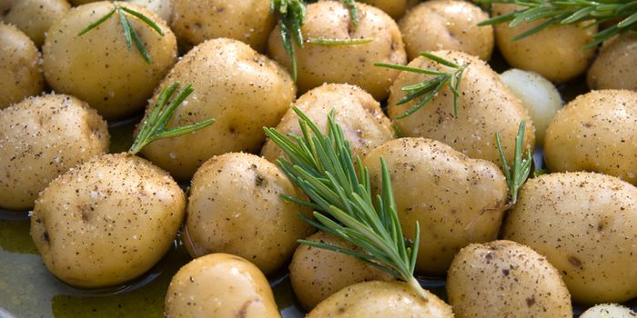 Woman loses 12lb in seven days on potato diet - but there's a serious catch