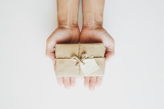 This is how you tell if someone doesn’t like the gift you’ve given them