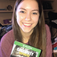 People can’t deal with this girl’s ‘rules’ for her fella playing a video game