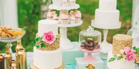 Expert says brides want THIS type of cake for 2018 weddings