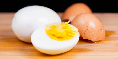 You’ll never want to heat your eggs up in the microwave after hearing this
