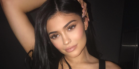 Kylie Jenner just dyed her hair “Rihanna red” and people are LOVING it